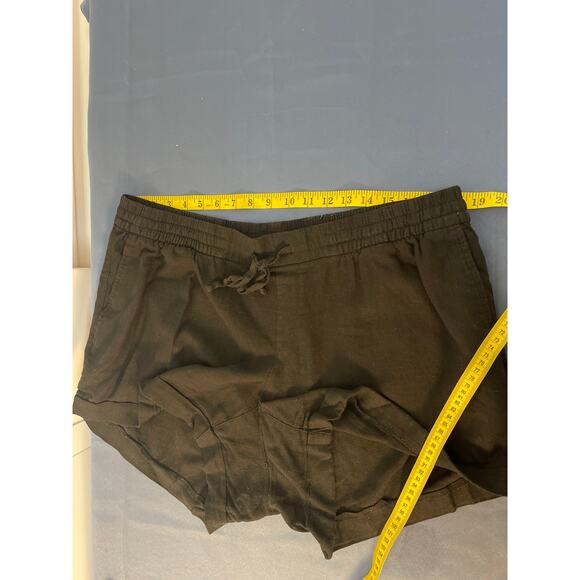 Old Navy Drawstring Elastic Waist Shorts with Pockets Black Linen Size 1X Plus - Picture 6 of 8